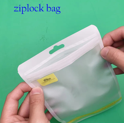 Logo Hi-Q personalizzato auto sigillatore cerniera di plastica imballaggio al dettaglio trilaterale sigillo laminato cerniera di plastica borse